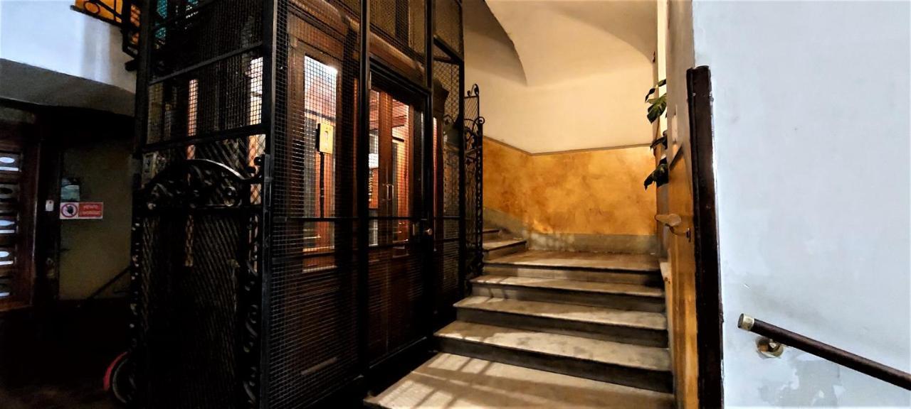 רומא Tribvni Plebis Apartment מראה חיצוני תמונה